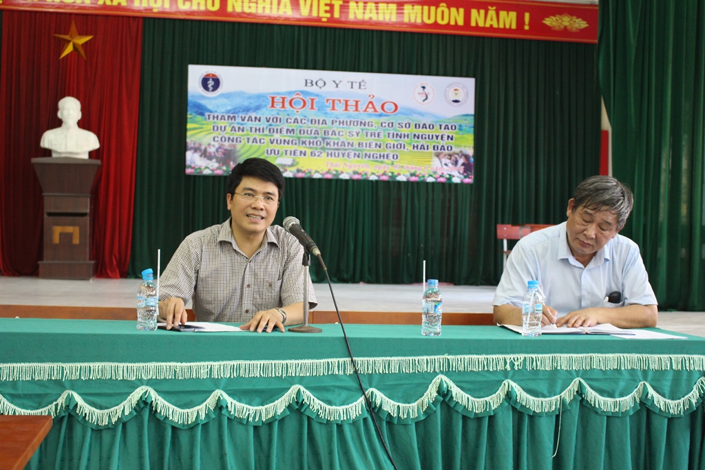 Hội thảo chia sẻ thông tin về dự án với sinh viên trường Đại học Y – Dược Thái Nguyên