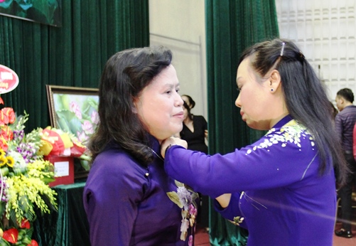 Lễ trao tặng Huân chương Lao động hạng Nhất cho PGS.TS. Nguyễn Thị Xuyên nguyên Thứ trưởng Bộ Y tế