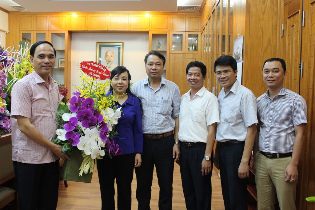 Chúc mừng Sinh nhật Bộ trưởng Bộ Y tế Nguyễn Thị Kim Tiến