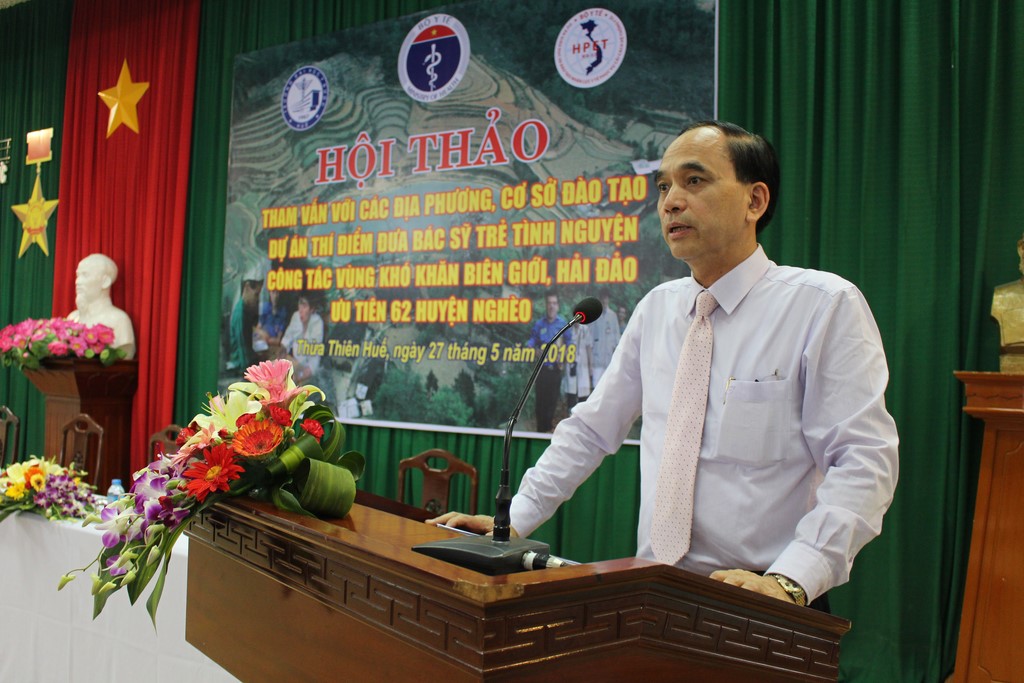 Đoàn công tác Bộ Y tế làm việc với một số cơ sở đào tạo, đơn vị y tế tại Huế và Quảng Nam