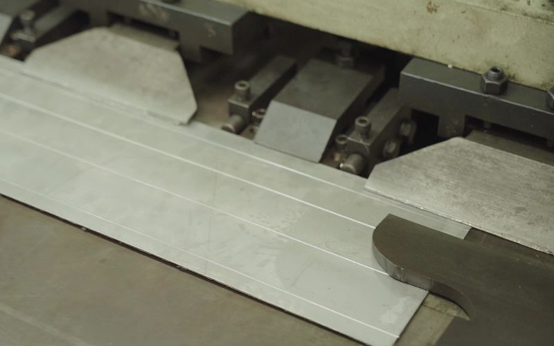 Gia công bào rãnh: Quy trình và ứng dụng trong sản xuất cơ khí