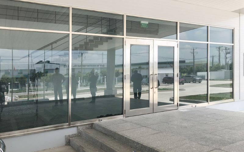 Các Tiêu Chuẩn Quan Trọng Cần Lưu Ý Khi Lựa Chọn Cửa Kính Chống Cháy