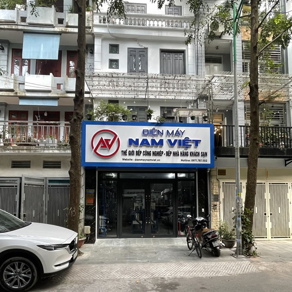 showroom của Điện Máy Nam Việt tại Hà Nội